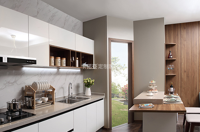 uv櫥柜門板怎么樣？uv櫥柜門板優缺點介紹