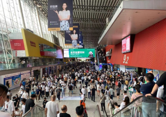 2021年廣州建博會，現(xiàn)場百花齊放熱情不減